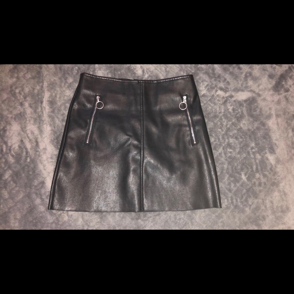 faux leather mini skirt